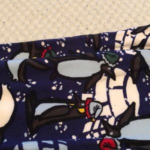 Penguin Christmas LuLaRoe Leggings EUC